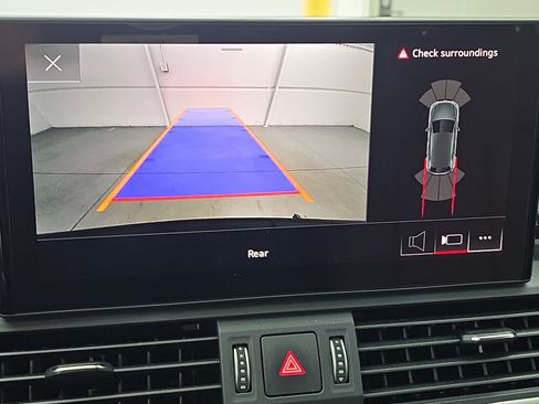 Used 2023 Audi Q5 2.0T Premium w/ Convenience Package image 22