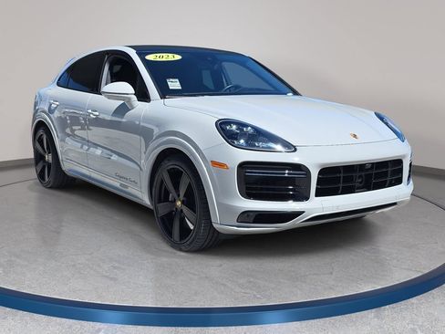 Used 2023 Porsche Cayenne Turbo AWD/4WD image 4