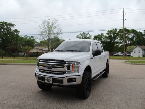 Used 2018 Ford F150 XLT w/ Equipment Group 301A Mid image 7