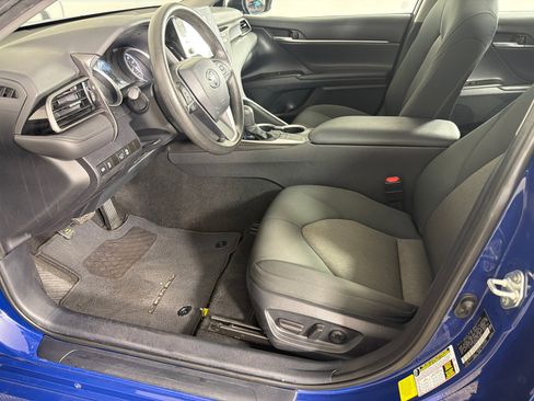 Used 2024 Toyota Camry LE FWD image 9