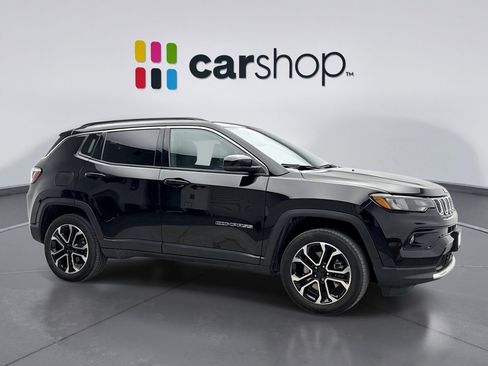 Used 2024 Jeep Compass Limited image 7