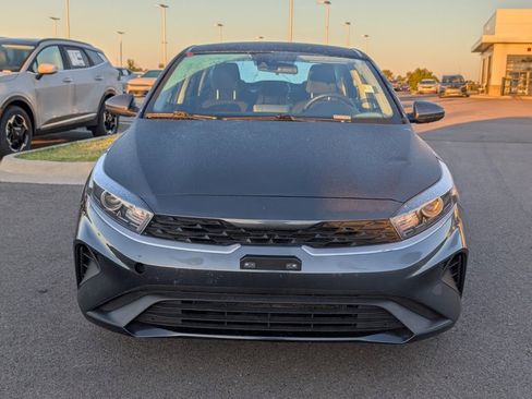 Certified 2023 Kia Forte LXS image 2