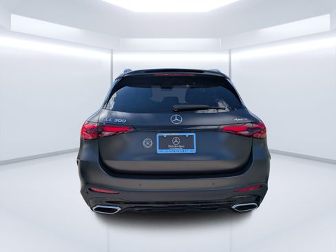 New 2026 Mercedes-Benz GLC 300 4MATIC image 7