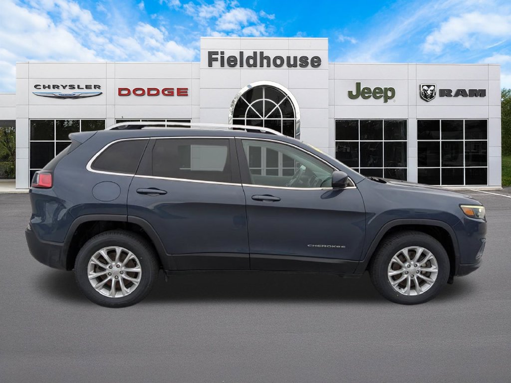 Used 2019 Jeep Cherokee Latitude w/ Popular Appearance Group AWD/4WD image 4