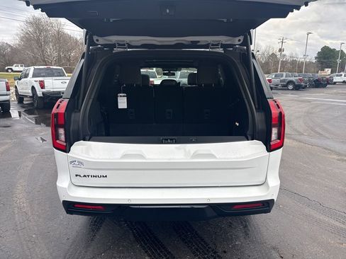 New 2025 Ford Expedition Platinum w/ Stealth Performance Package AWD/4WD image 17