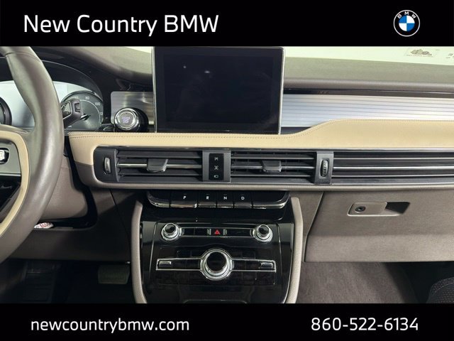 Used 2022 Lincoln Corsair AWD w/ Premium Package image 22