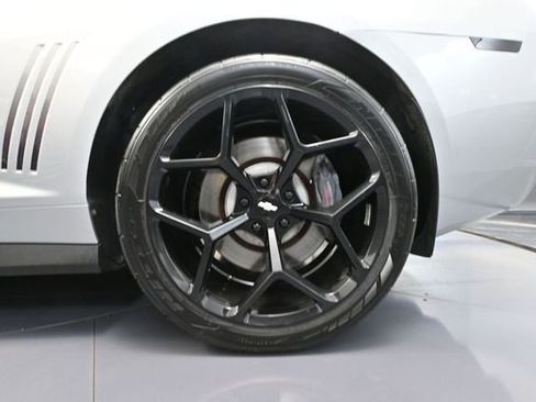 Used 2010 Chevrolet Camaro SS w/ RS Package RWD image 16