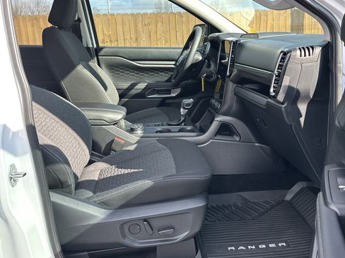 Used 2025 Ford Ranger XLT image 12