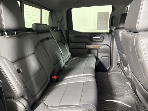 Used 2021 Chevrolet Silverado 1500 LT Trail Boss w/ Convenience Package II image 13