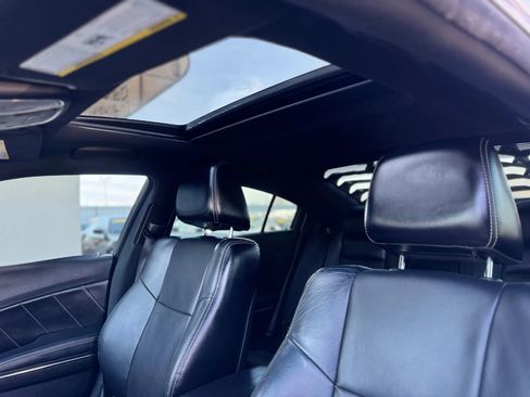 Used 2014 Dodge Charger R/T image 19