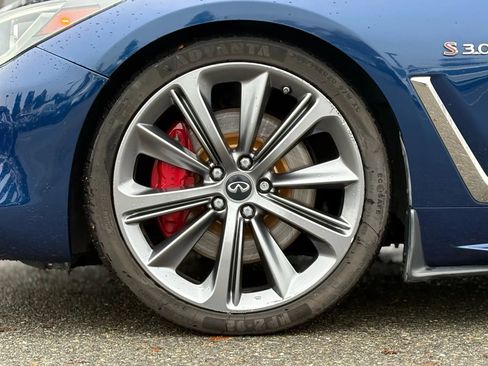 Used 2018 INFINITI Q60 Red Sport 400 w/ Sensory Package 3.0T Sport image 28