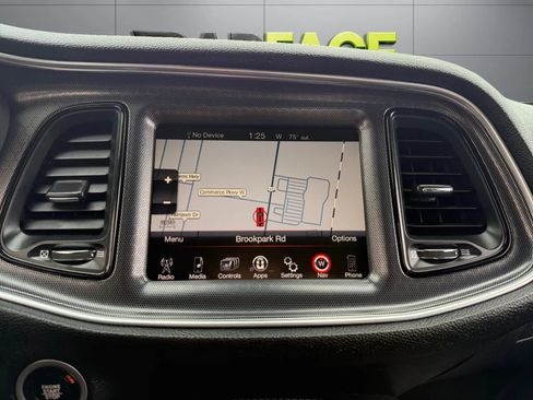 Used 2016 Dodge Challenger R/T Scat Pack w/ Leather Interior Group RWD image 34