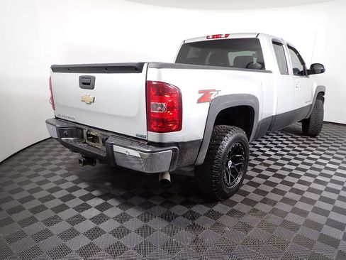 Used 2011 Chevrolet Silverado 1500 LT w/ All-Star Edition image 12
