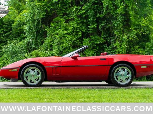 Used 1988 Chevrolet Corvette Convertible RWD image 33