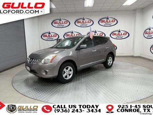Used 2013 Nissan Rogue S w/ Special Edition Pkg FWD image 6