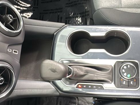 Used 2021 Chevrolet Blazer LT image 30