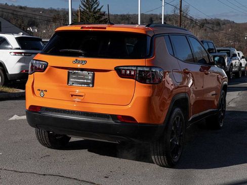 New 2026 Jeep Compass Latitude AWD/4WD image 4