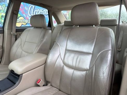 Used 2001 Toyota Avalon FWD image 15