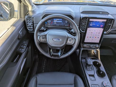 Certified 2024 Ford Ranger Lariat w/ FX4 Off-Road Package image 19