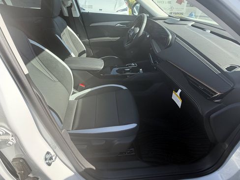 New 2026 Buick Envision Sport Touring AWD/4WD image 9