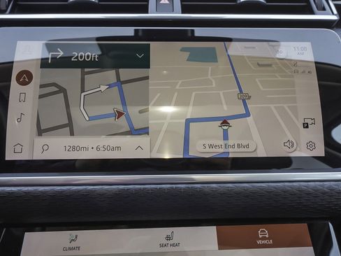 Used 2022 Land Rover Range Rover Velar S AWD/4WD image 29