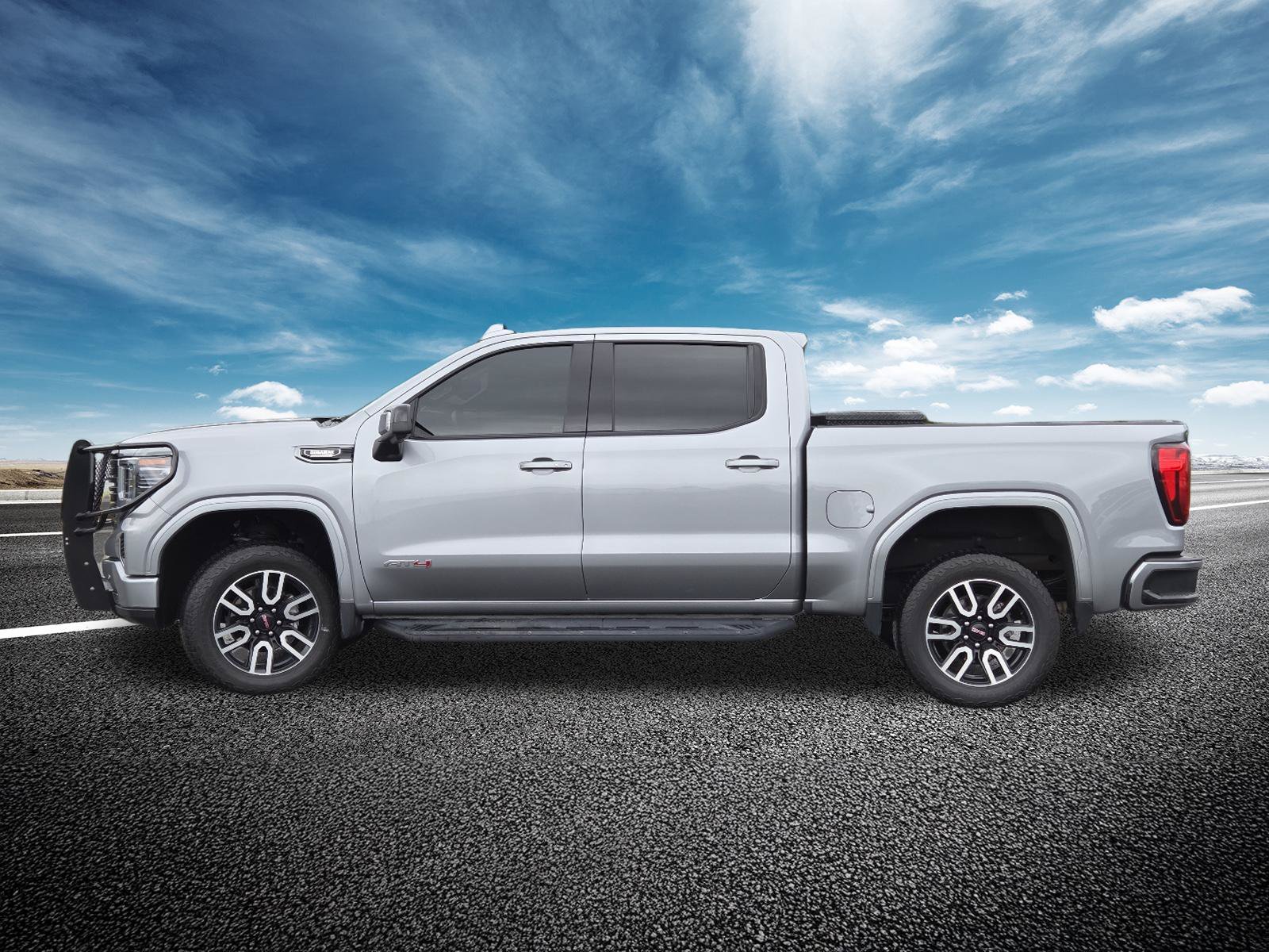 Used 2025 GMC Sierra 1500 AT4 w/ Technology Package AWD/4WD image 20