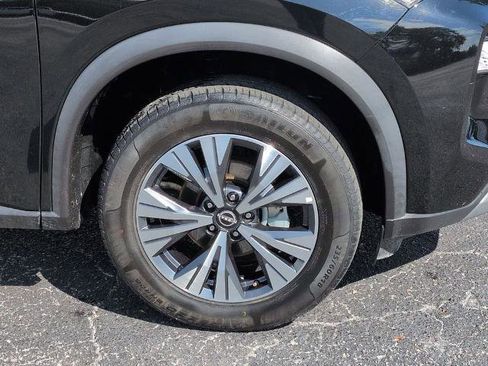 Certified 2023 Nissan Rogue SV AWD/4WD image 11