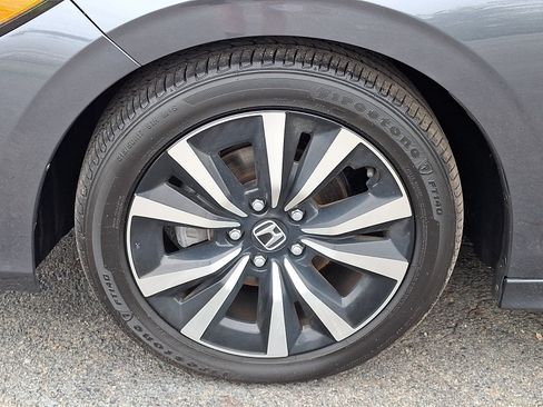 Used 2024 Honda Civic EX image 11