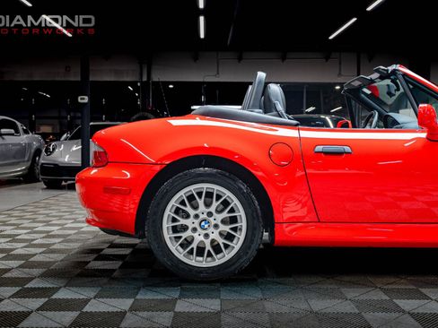 Used 2001 BMW Z3 2.5i image 16