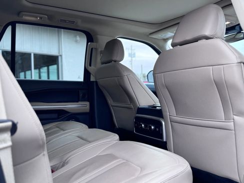 Used 2024 Ford Expedition Max Limited image 39