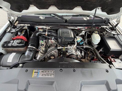 Used 2007 Chevrolet Silverado 3500 W/T w/ Provisions, Wrecker Package image 18