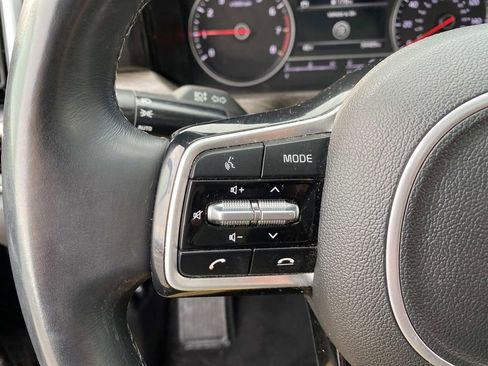 Used 2022 Kia Sorento S w/ Panoramic Sunroof Package image 18