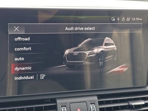 Used 2023 Audi Q5 2.0T Prestige w/ Prestige Package image 19