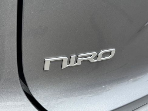 Used 2023 Kia Niro Wind FWD image 13