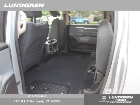 Used 2019 RAM 1500 Big Horn AWD/4WD image 2