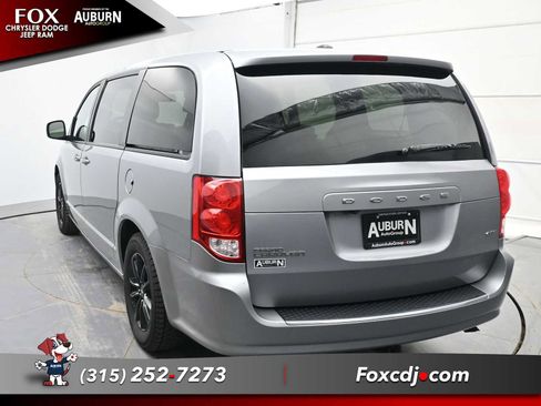 Used 2020 Dodge Grand Caravan GT image 4