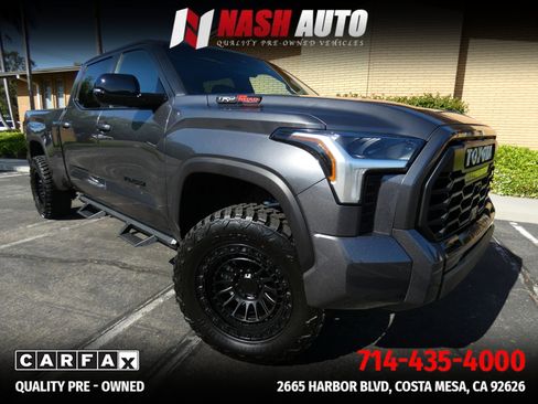 Used 2025 Toyota Tundra Limited AWD/4WD image 87
