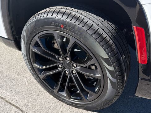 New 2026 Jeep Grand Wagoneer Summit image 10