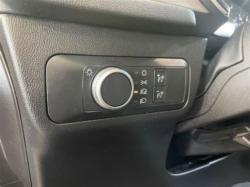 Used 2022 Ford Escape SE w/ Cold Weather Package image 13