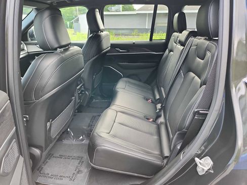 New 2024 Jeep Grand Cherokee Limited 4xe w/ Luxury Tech Group II image 15