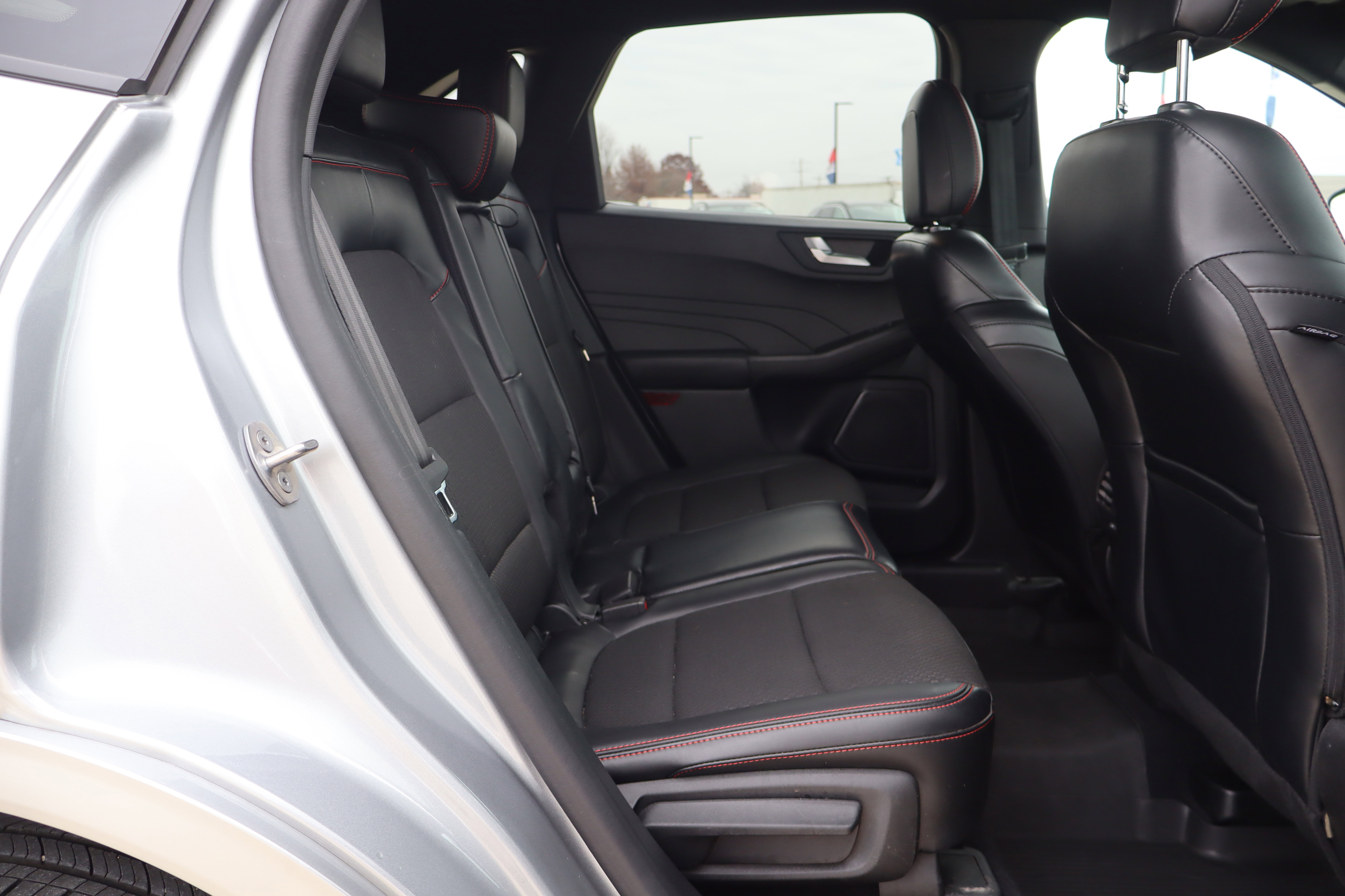 Used 2023 Ford Escape ST-Line w/ Tech Pack #1 AWD/4WD image 12