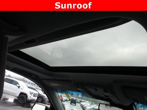 Used 2020 GMC Yukon Denali w/ Denali Ultimate Package image 16