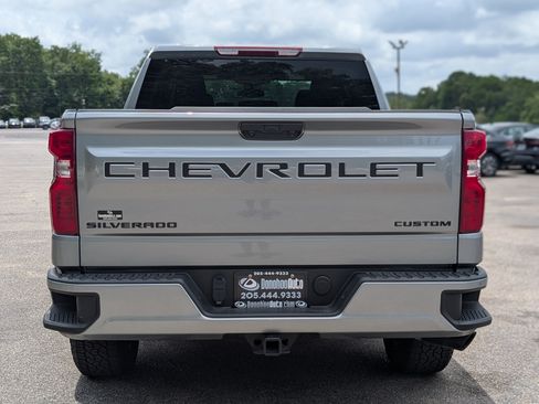 Used 2026 Chevrolet Silverado 1500 Custom w/ Turbomax Blackout Package AWD/4WD image 8