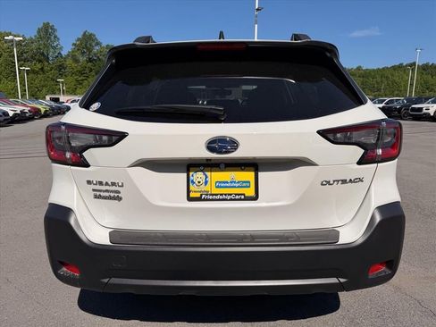 Certified 2025 Subaru Outback Premium w/ Popular Package #1A AWD/4WD image 13