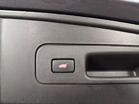 Used 2019 Acura MDX FWD w/ Advance Package image 12