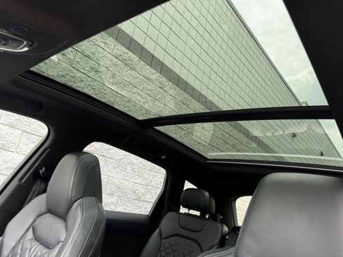 Used 2020 Audi SQ7 Premium Plus w/ Driver Assistance Package image 23