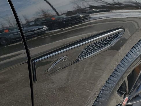 Used 2021 Jaguar F-PACE S image 6