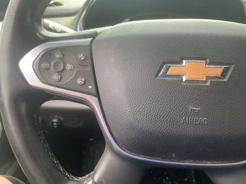 Used 2023 Chevrolet Traverse LT AWD/4WD image 10