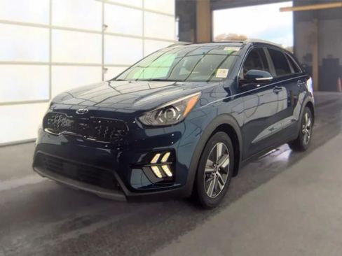 Used 2020 Kia Niro EX Premium FWD image 2