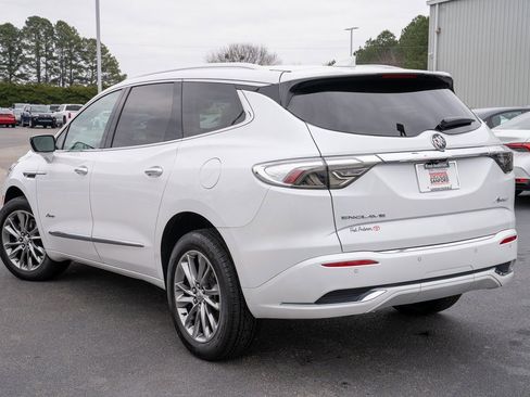 Used 2024 Buick Enclave Avenir w/ Avenir Technology Package image 3
